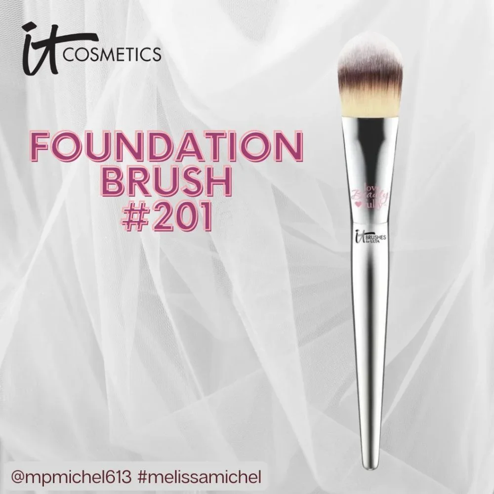 NWT it Cosmetics Fully Flawless Foundation Brush #201 - Picture 1 of 1